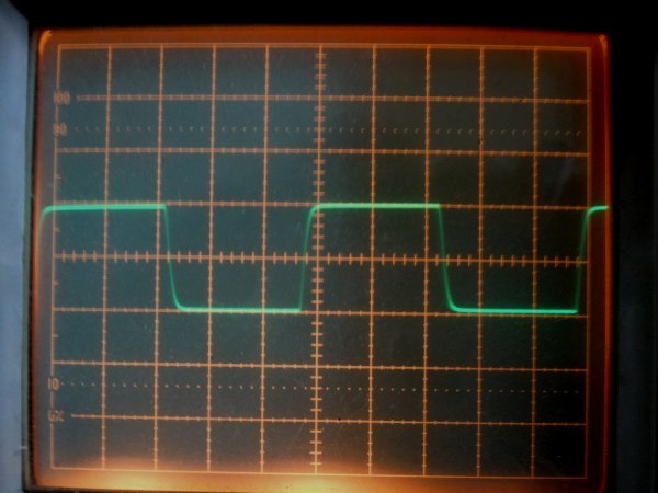 �V10kHz�����g�`