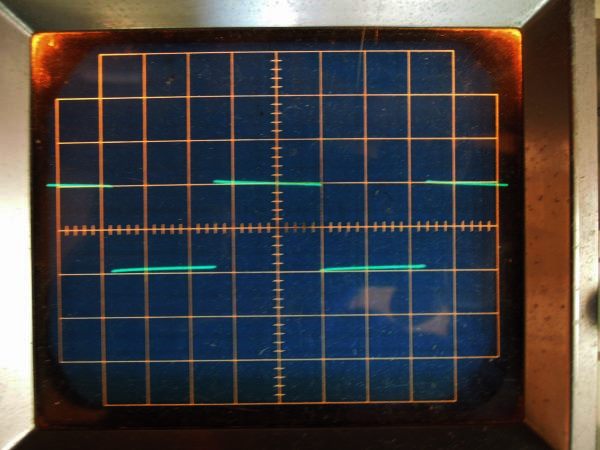 100Hz�����g�`