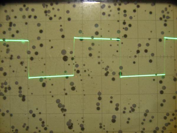 Wave form response of 1kHz
